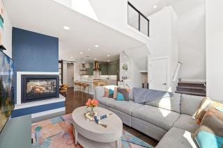 Upbeat Retreat - Enjoy Bikes, Brews and Mtn Peaks! - 0