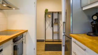 Groß, Modern, Zentrumsnah mit Parkplatz und Garten - 4