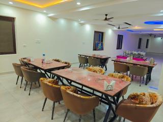 Hotel The JMC Chintpurni - Bharwain - 8