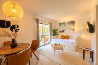 Flamingos Hideaway Stylish 1BR Coastal Escape 155 - South Padre Island - 0