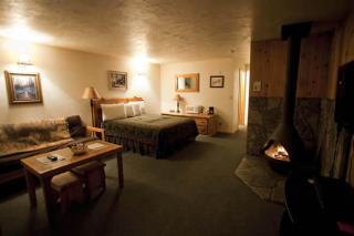 Willamette Pass Inn & Chalets - Odell Lake - 6