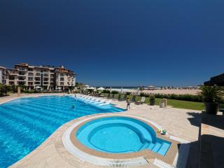 Oasis Luxury Apartments - 6