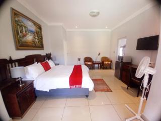 REALJOY GUEST SUITES - Centurion - 5