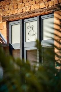 Chez Julie - - 1