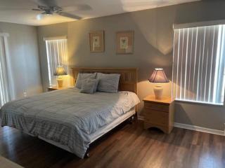 Charming 4 bed 3 bath Townhome - Davenport - 5