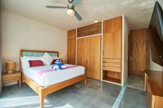 Downtown 4BR Home Beach at 200m 2 Apts in one - 2