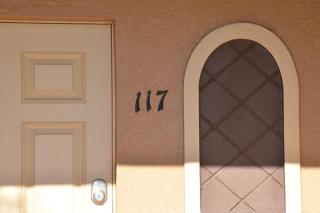 Traditional 4 Bedroom 3.5 Bath Townhome - 8