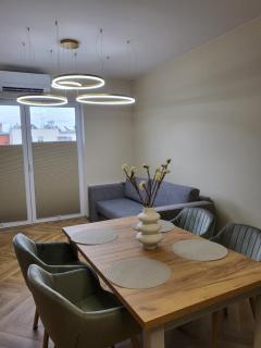 Apartament w Centrum Luksusowy, Full Opcja, Zameldowanie 24h, Duży Parking, Balkon, PlayStation 5, Ekspres, Netflix, Winda, FV, Nowy Budynek - Starogard Gdański - 9