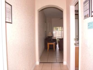 Traditional 4 Bedroom 3 Bathroom - Davenport - 9