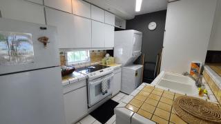 Joyuda Beachfront Condo with Private Balcony - Hormigueros - 3