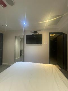 Yvone guest house - 8