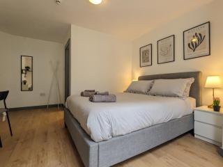 Room Near City Centre Private Bath Free Parking - Liverpool - 5