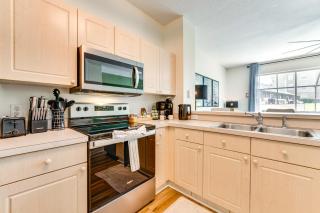 Less Than 5 Mi to Disney Sun-Soaked Kissimmee Escape! - Kissimmee - 1