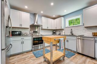 Near Hiking Trails and Ski Resorts Killington Home! - Killington - 4