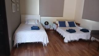 Extremely comfy apt with spacious private terrace 10min walk to the beach & in Town - Larnaca - 3
