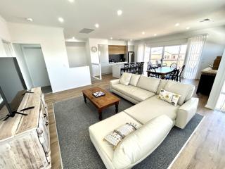 Casa De Praia - Entire Home - North Beach - Wallaroo - 5