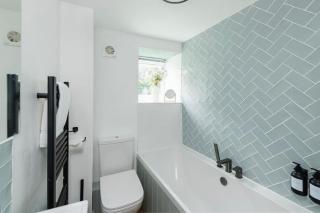 The Park Street Mews - With Parking - Bath - 2