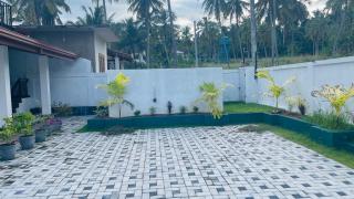 The Apex House - - 6