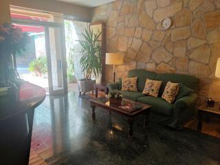 Hotel Suite Mioño Castro Urdiales - Castro-Urdiales - 1