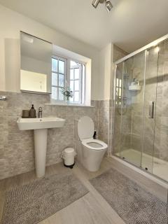 Bicester Kingsmere Accommodation with Ensuite - 5