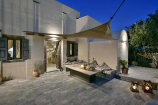 Wonderful Santorini Villa Alia Mansion 3 Bedrooms Beautiful Outdoor Space Wonderful Views Megalochori - Megalochori - 9