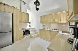 Wonderful Santorini Villa Alia Mansion 3 Bedrooms Beautiful Outdoor Space Wonderful Views Megalochori - Megalochori - 6