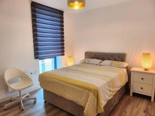 Lovely one -Bedroom Luxury Flat 216 - 6
