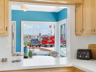 1101 W Bay Ave - Newport Beach - 4