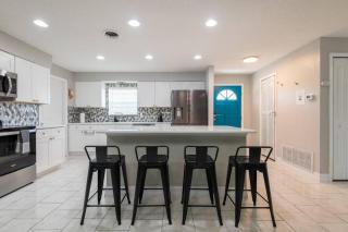 Cocoa Pool Haven 15-20 min to Port Canaveral and Beach! - Cocoa - 4