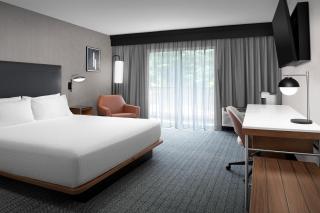 Courtyard by Marriott Portland Tigard - 8