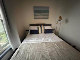 Coastal house 2 bedroom walk to the falls - 6