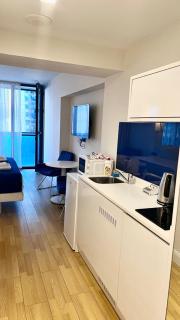 Luxe Apartments Orbi City - 6