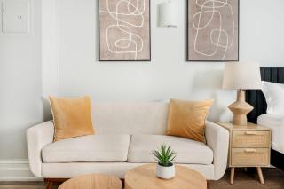 73-410 Luxury 24 DM New Studio UWS Gym Laundry - 7