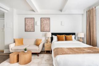 73-410 Luxury 24 DM New Studio UWS Gym Laundry - New York - 3