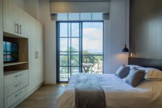 Mumbai Modern Studio - Quito - 9