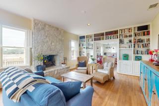 Lakefront Life - Burnet - 7