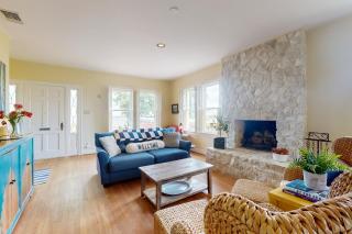 Lakefront Life - Burnet - 3