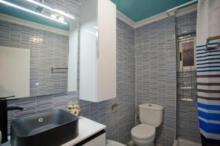 4-Bed Sleeps 7 Free Parking - 5