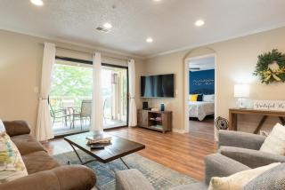 2BR Walk-In Condo - Near the 76 Strip - 2 Pools - FREE TICKETS INCLUDED - FHF-11 - Branson - 9