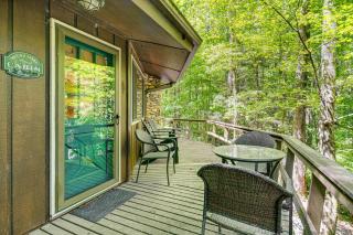 The Round House - Treetop North Carolina Cabin! - 9