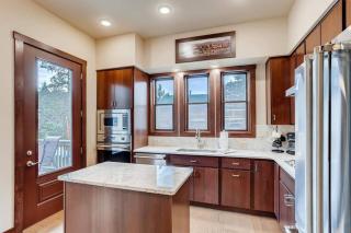 Lovely 4BR Home off Main St-5 min walk to Gondola - 3