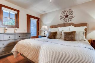 Lovely 4BR Home off Main St-5 min walk to Gondola - 1