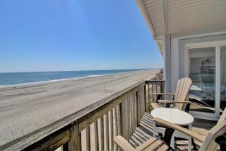 Queen's Grant A-302 - Surf City - 0