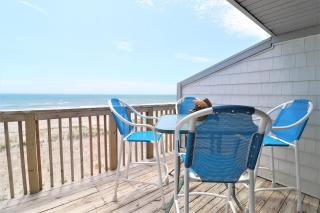 Queen's Grant E-215 - Surf City - 8