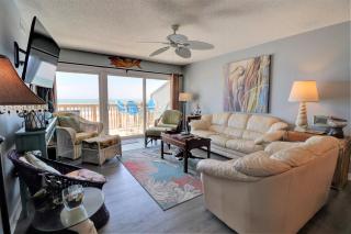 Queen's Grant E-215 - Surf City - 5