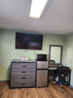 Plaza Motel - Joplin - 9