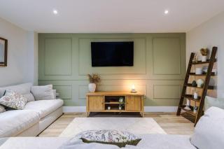 Rock Mill - The Penthouse Suite - Stoney Middleton - 1