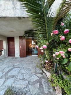 Triplex T4 83m2 vue mer avec le patio et l'arrivée autonome - Bandol - 4