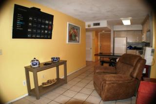 GV210 LUXURIOUS CONDO 3 min walk to beach, next Beach Park Isla Blanca - South Padre Island - 4