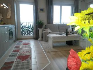 Appart 42 m2 à 1 min de l'A13 conforme photos, place de parking gratuite, wifi - 4